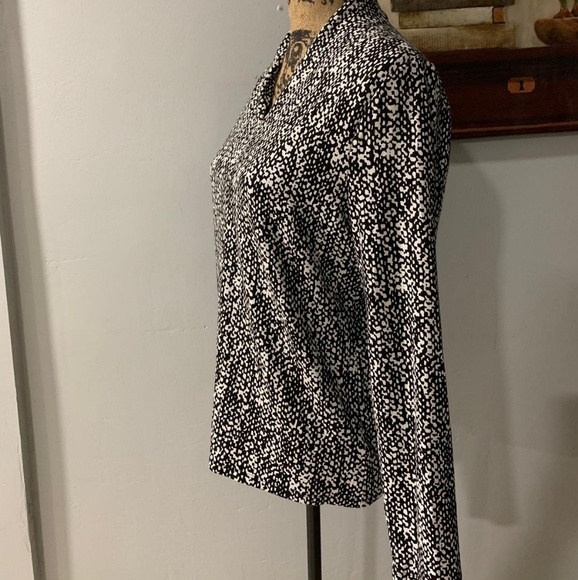 Talbots  blouse 🦋 - Picture 3 of 6